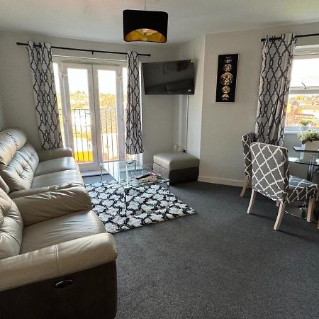 Spacious 1 Bedroom Apartment In Wigan Shevington エクステリア 写真