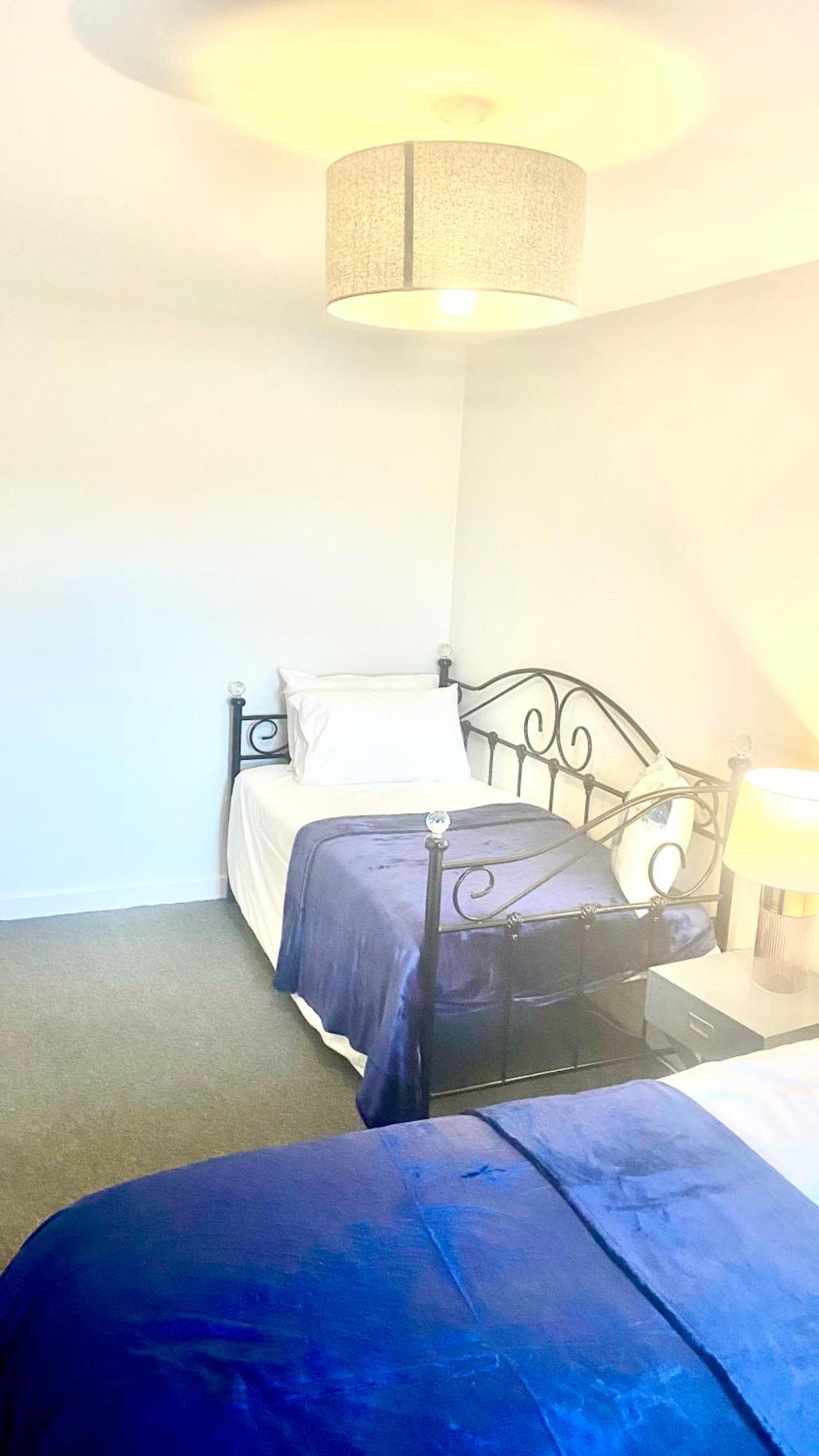 Spacious 1 Bedroom Apartment In Wigan Shevington エクステリア 写真